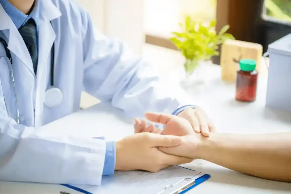 Formigamento nas Mãos: 10 Causas de Dormência nas Mãos
