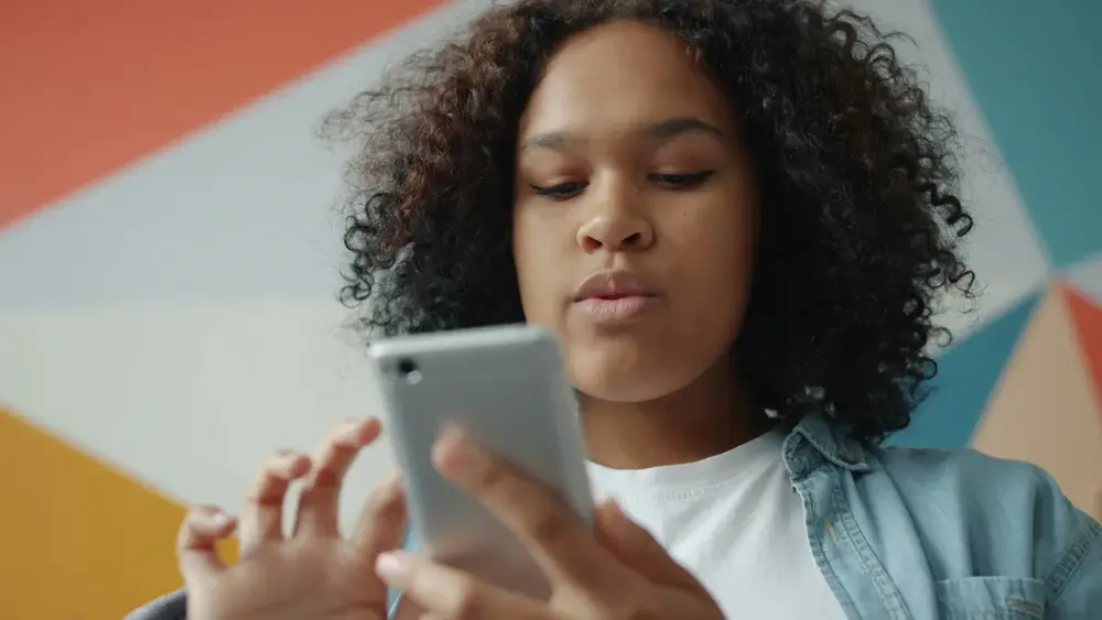 Meu SUS Digital: canal gratuito de saúde mental para jovens
