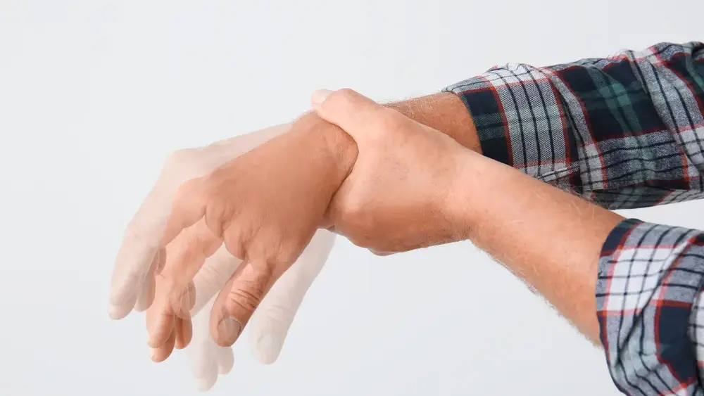 Síndrome da mão trêmula: causas, sintomas e tratamentos